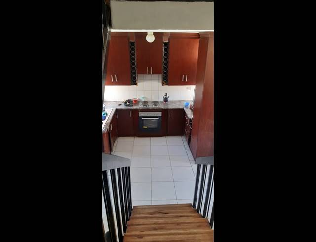 2 BEDROOM FLAT FOR SALE IN SURAYAVILLE